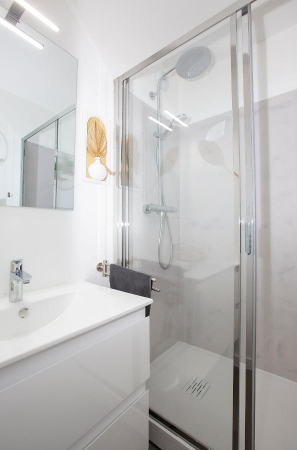 Apartmán La Vie Est Belle Gassin Exteriér fotografie