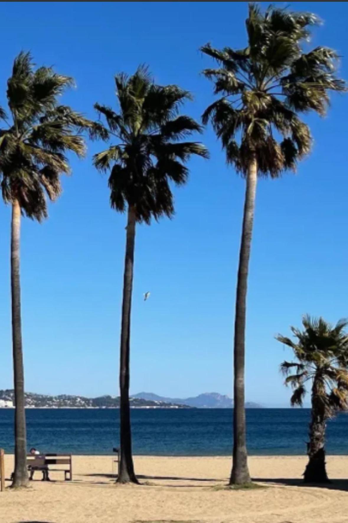 Apartmán La Vie Est Belle Gassin Exteriér fotografie