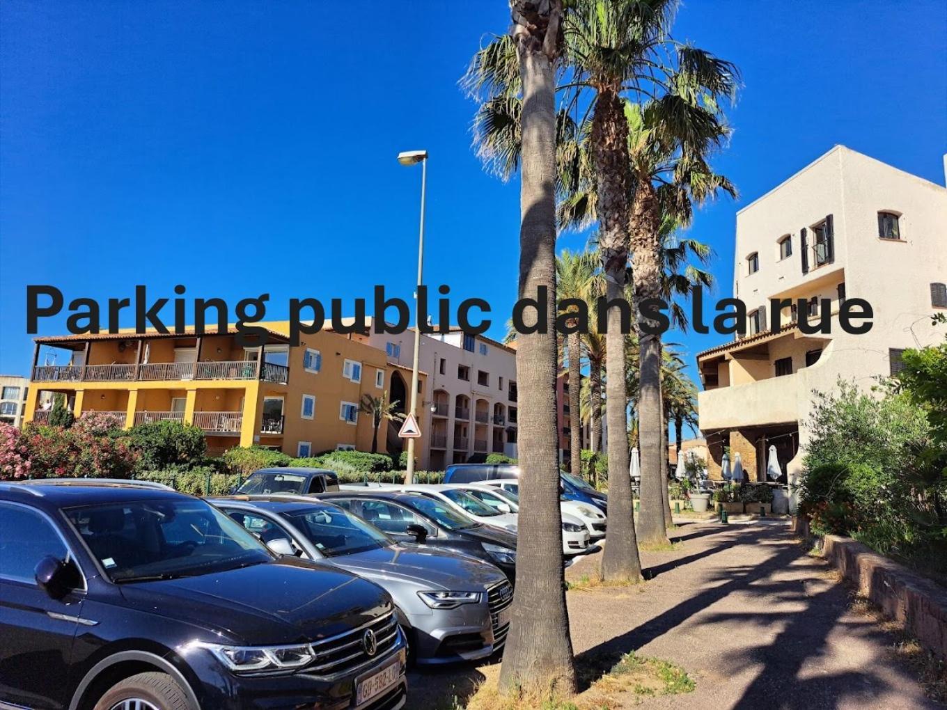 Apartmán La Vie Est Belle Gassin Exteriér fotografie